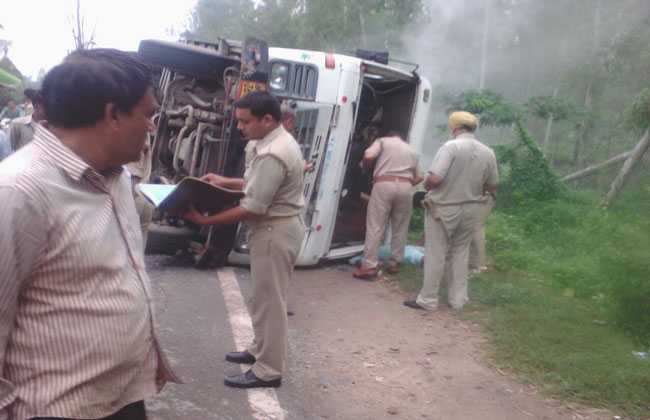 nagina bijnor accident