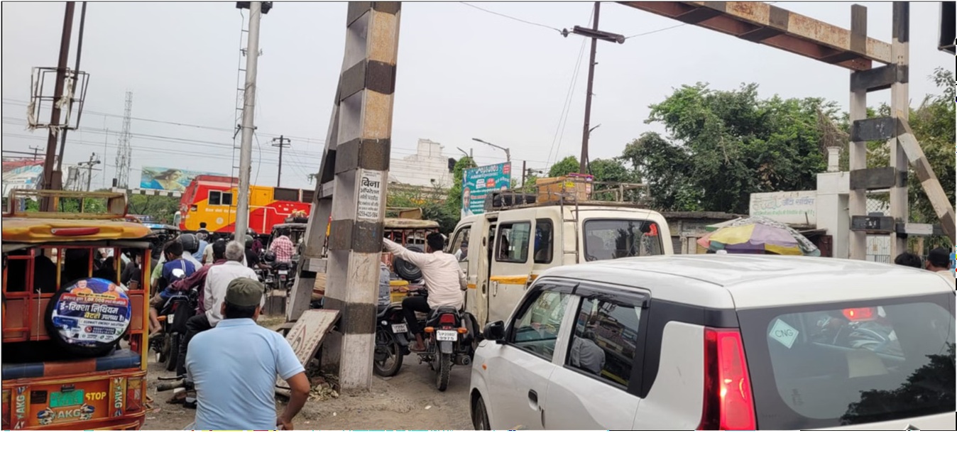 नगीना में रेलवे फाटक पर ओवरब्रिज की दशकों पुरानी मांग अब भी अधूरी